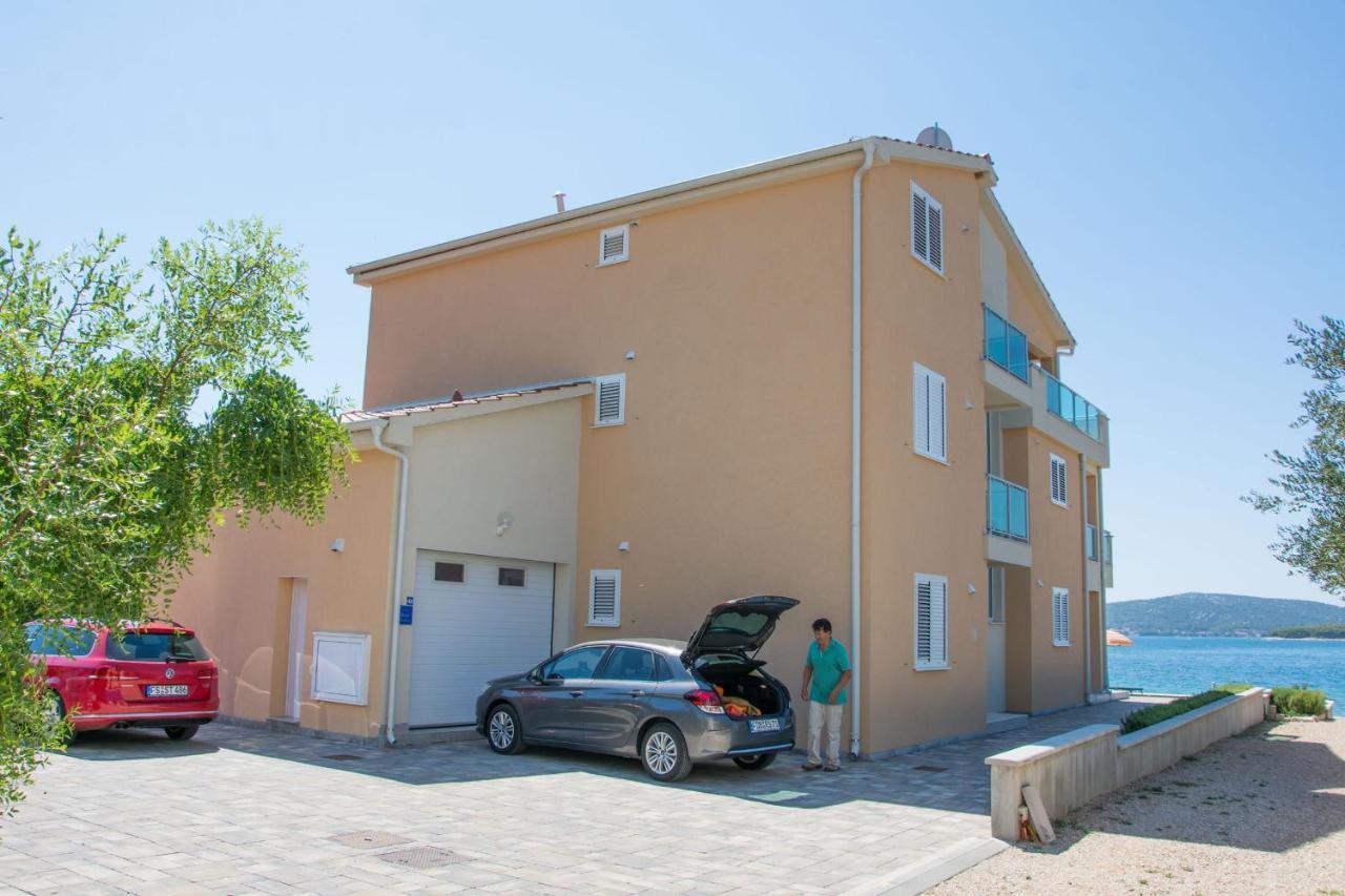 Apartments Citrine On The Beach Biograd Na Moru Dış mekan fotoğraf